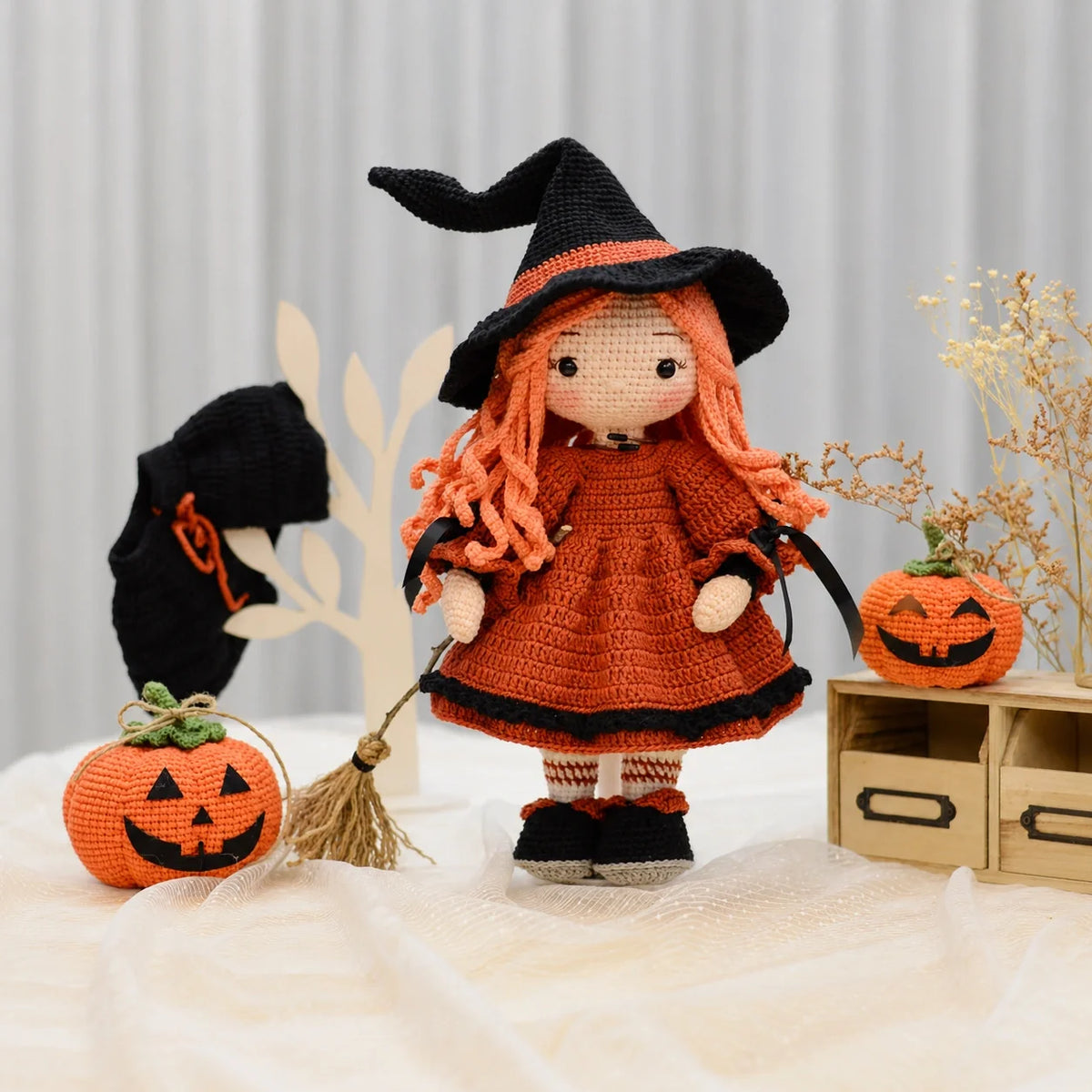 Overview of the Beatrix Halloween witch crochet pattern