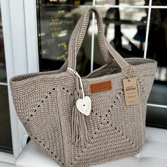 Crocheted Granny Five tote bag made with 3 mm cord, front view