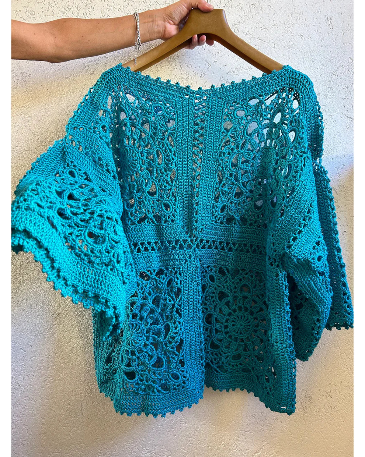 Back view of the granny square lace crochet top