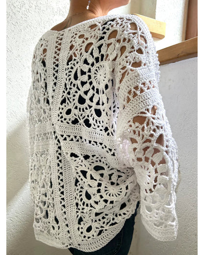 Detail of the neckline and shoulder granny squares on the Clas Top