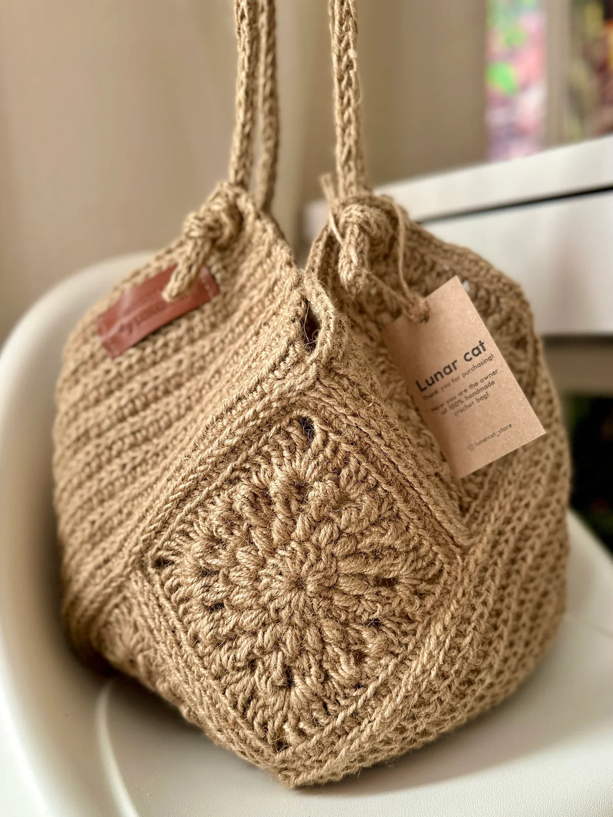Detail of the jute crochet texture and strap