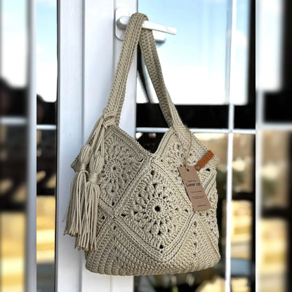 Market bag crochet tote, top-down view